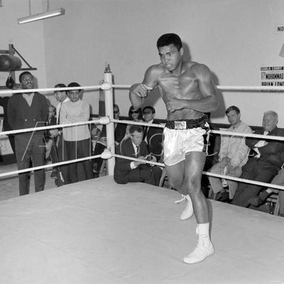 Ali began training as an amateur boxer at the age of 12